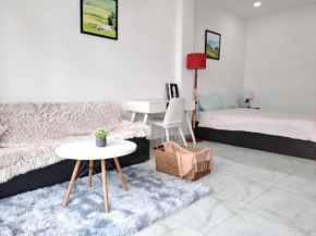 Cozy studio at Hai Ba Trung st., Dist 3 near Tan Dinh market
